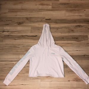 This is a long sleeve shirt